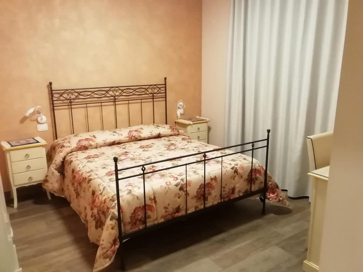 Il Roccolo Di Valcerasa Διαμέρισμα Treia Εξωτερικό φωτογραφία